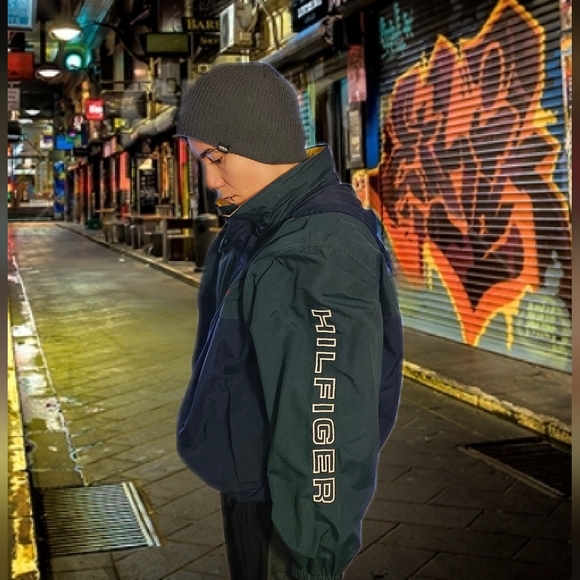 90s Vintage Tommy Hilfiger Hooded Jacket - Picture 5 of 7